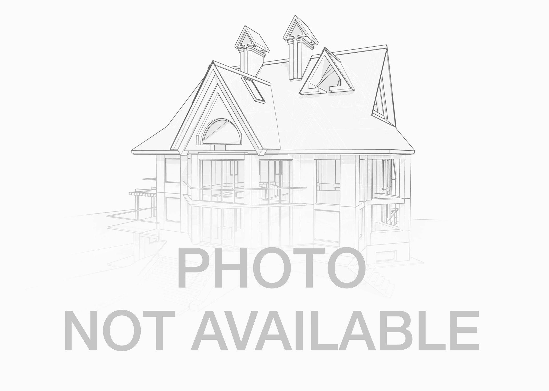 2544 W Gunnison Street 